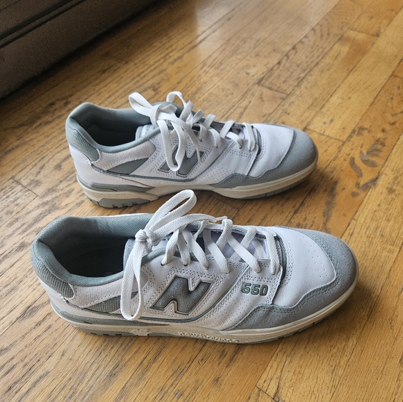New Balance 550 - Picture 7 of 8